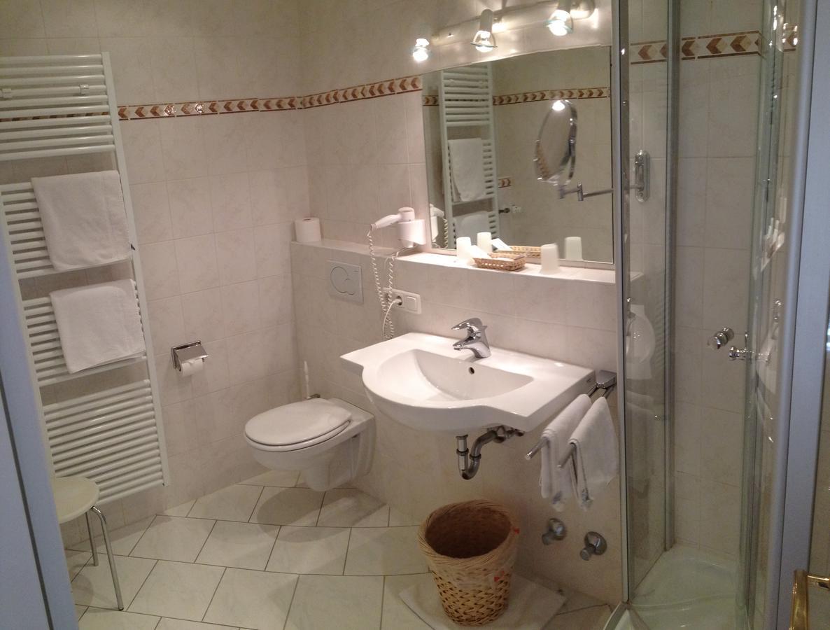 Hotel Maier Garni Garmisch-Partenkirchen Ngoại thất bức ảnh